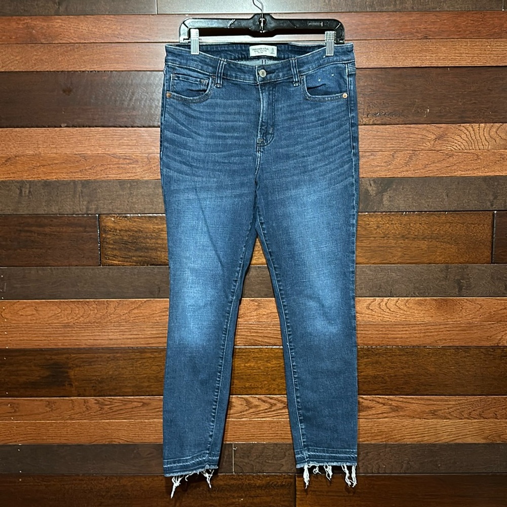 Abercombie & Fitch Mid Rise Super Skinny Ankle Denim Blue Jeans